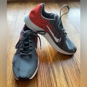 Women’s Nike shoes